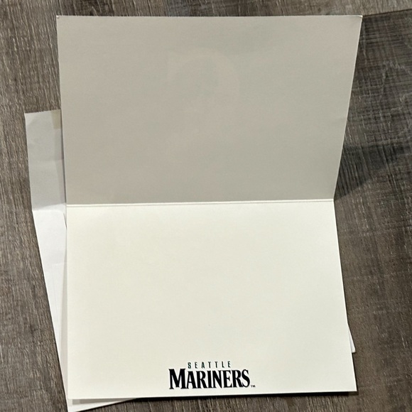 💞 New Blank Seattle Mariners Card with Envelope - Picture 2 of 3